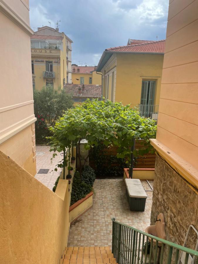 Appartement 30M2 Cosy Avec Terrasse Mentona Zewnętrze zdjęcie